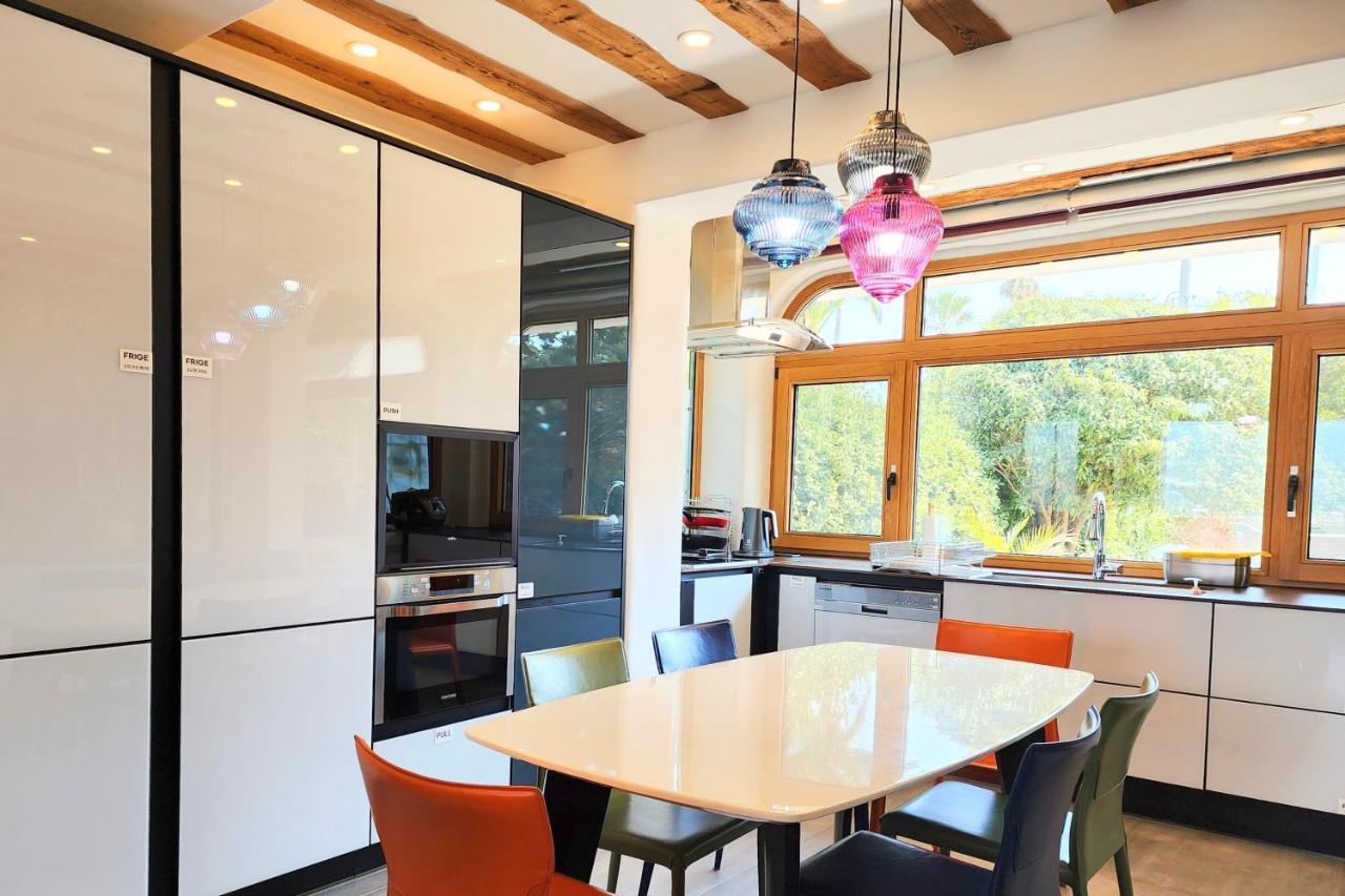 Palm Tree Villa Сеогвипо Екстериор снимка